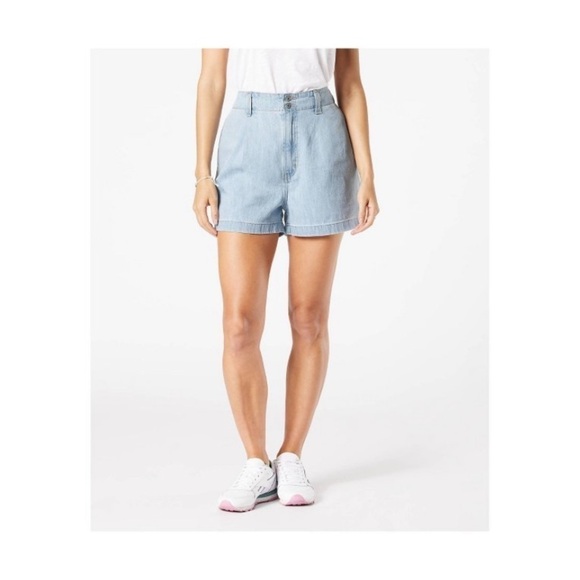 Denizen from Levi's Pants - DENIZEN® from Levi's® Women's Loose A-
Line Jean Shorts - Tropical Tide 12